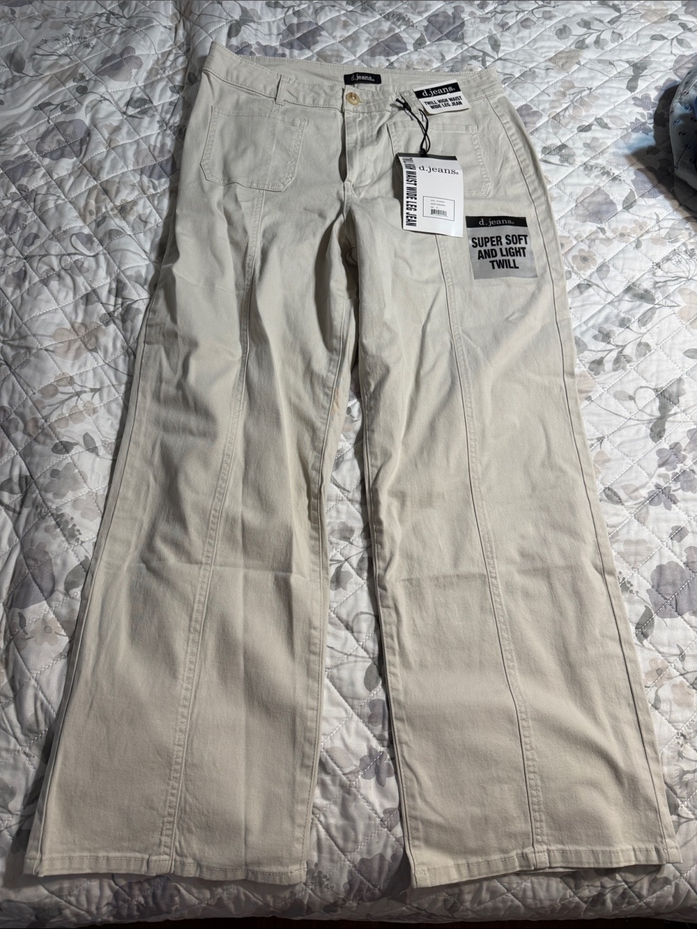 d. jeans women’s Cream Twill d jeans Wide-Leg pants 16